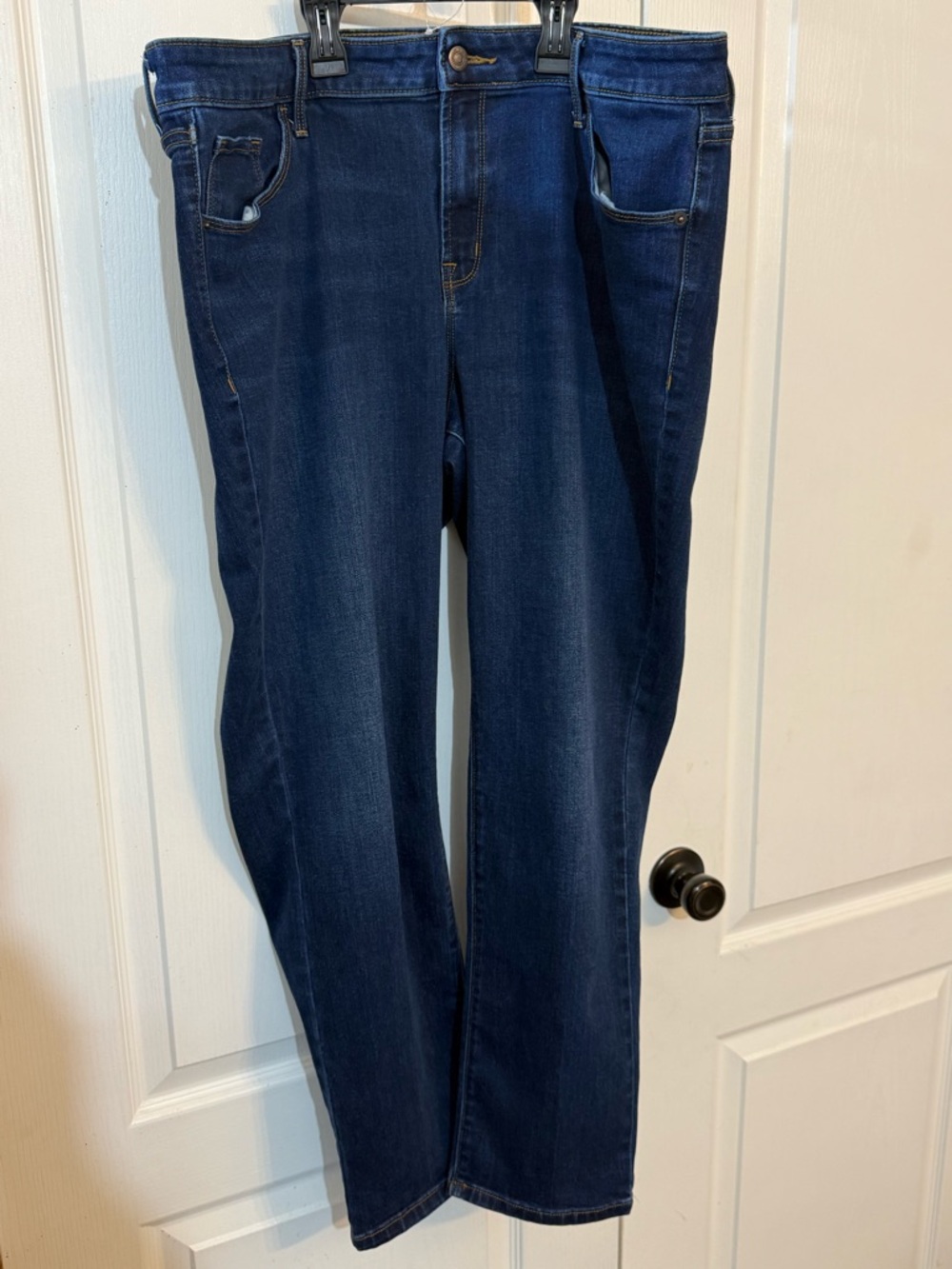 Old Navy Women's Straight Leg Jeans - Dark Blue Wash